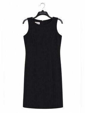 poshmark black dress Discover the timeless elegance of the Teri Jon evening dress available now  on Poshmark. This stunning piece features exquisite detailing and a  silhouette that flatters every figure. Perfect for any formal occasion,